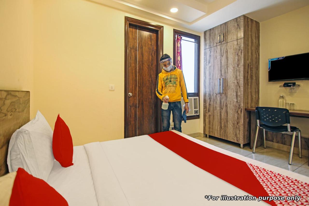 Oyo Flagship Kaveri Tourist Home Guruvāyūr Kültér fotó